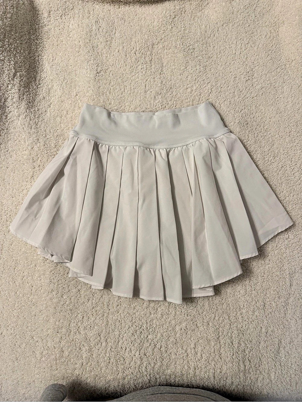 White High Rised Aerie Pleated Skort